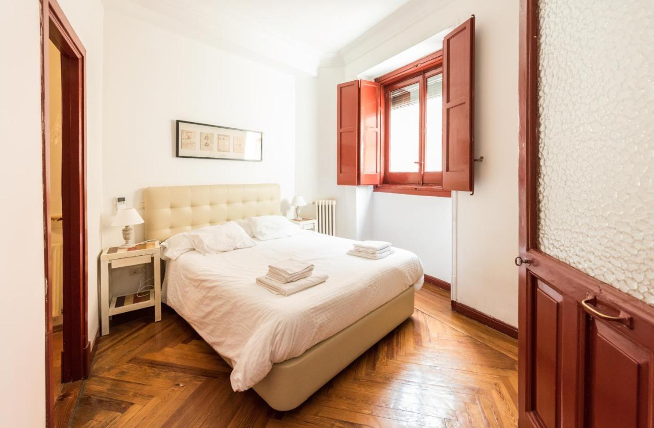 Apartamentos Madrid Centro B Экстерьер фото